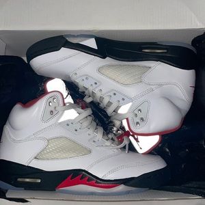Jordan 5’s  fire red’s , size 7.5, only tried on.